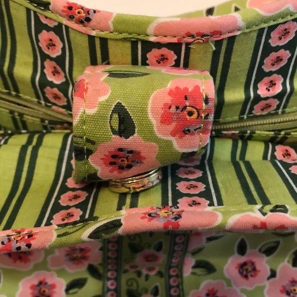 MaggiB Cloth Floral Ruched Purse Pink Green - Picture 10 of 10